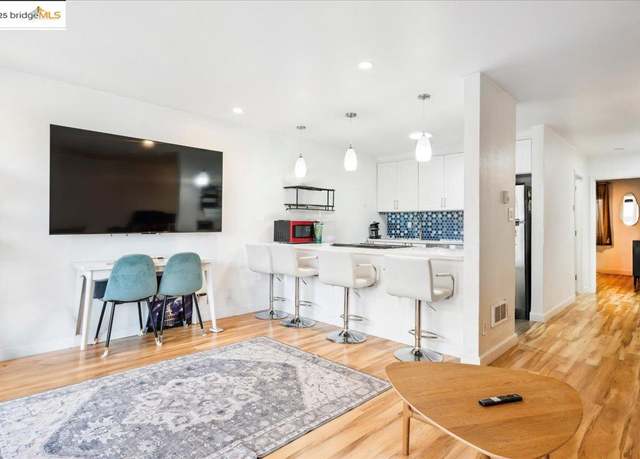 Property at 5 Embarcadero #130, Oakland, CA 94607, 1 bed, 1 bath