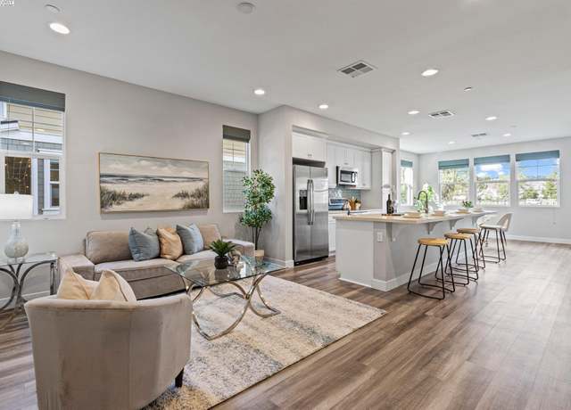 Property at 347 Skyforest Way, Scotts Valley, CA 95066, 4 beds, 3.5 baths