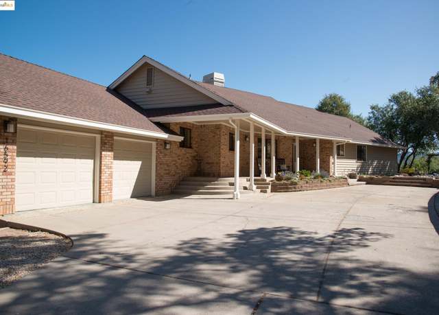 Property at 16592 Parkridge Ave, Sonora, CA 95370, 3 beds, 2 baths