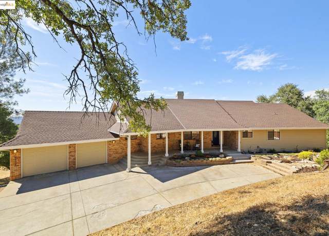 Property at 16592 Parkridge Ave, Sonora, CA 95370, 3 beds, 2 baths