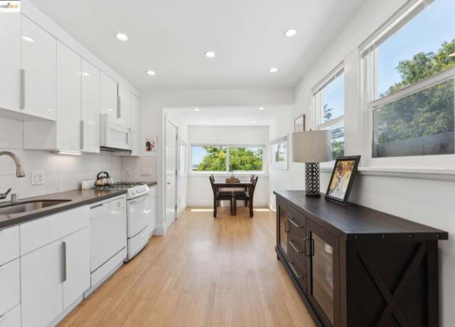 Property at 2823 11th Ave Unit C, Oakland, CA 94610, 2 beds, 1 bath