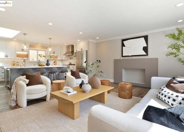 Property at 298 Elysian Fields Dr, Oakland, CA 94605, 4 beds, 3 baths