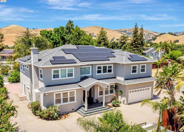 Property at 190 Pickering Ave, Fremont, CA 94536, 6 beds, 6.5 baths