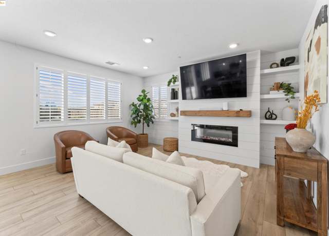 Property at 2951 Newberry Ct, Fairfield, CA 94533, 4 beds, 3 baths