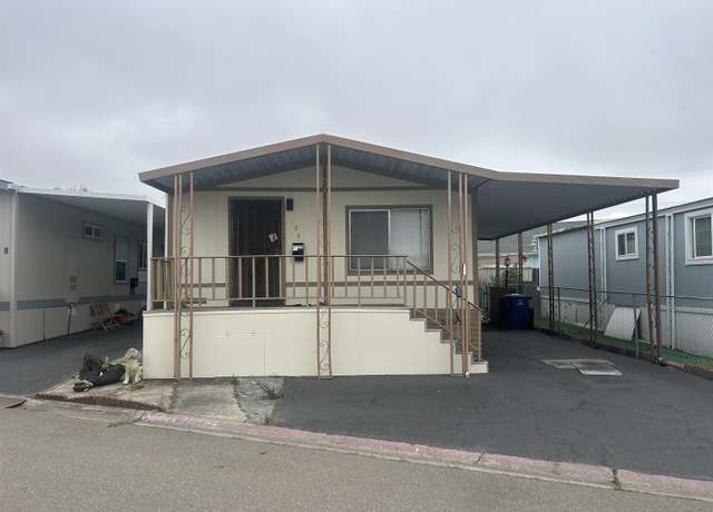 Property at 136 Uranus Ave, Hayward, CA 94544, 2 beds, 2 baths