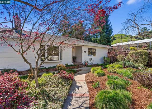 Property at 3273 Wooded Creek Ln, Lafayette, CA 94549, 3 beds, 2 baths