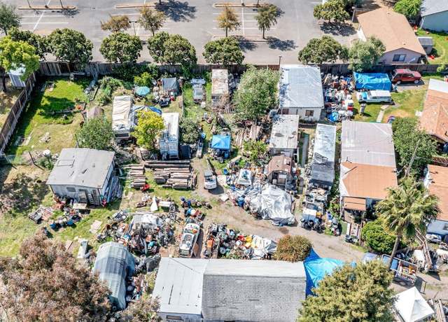 Property at 8520 Alden Ln, Windsor, CA 95492, 2 beds, 1 bath