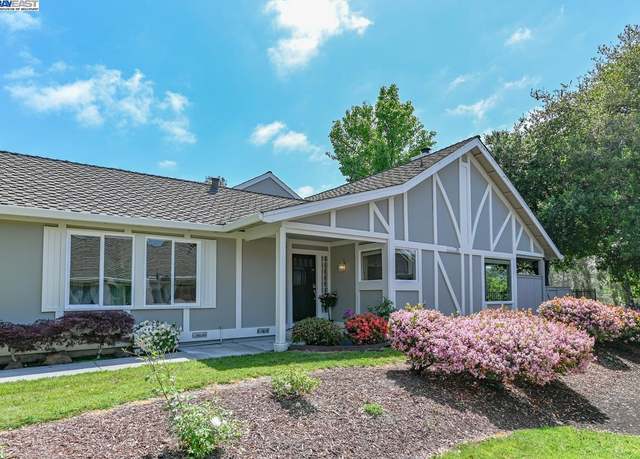 Property at 501 Silver Lake Dr, Danville, CA 94526, 2 beds, 2 baths