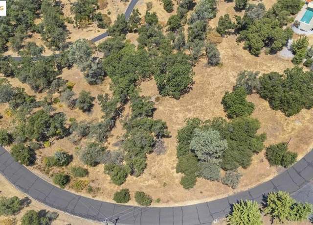 Property at 16400 Crestridge Ave, Sonora, CA 95370