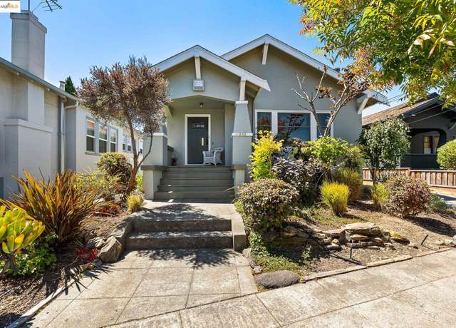 Property at 393 43rd St, Oakland, CA 94609, 2 beds, 1 bath
