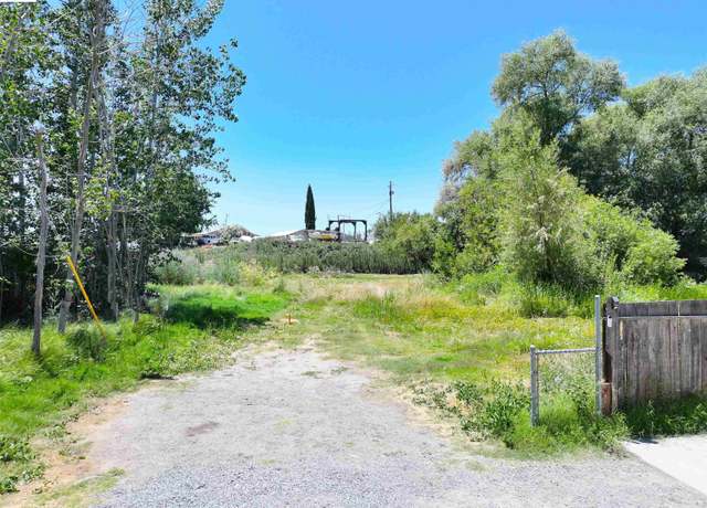 Property at 424 Park Ln, Bethel Island, CA 94511