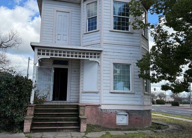 Property at 161 S 3rd Ave, Oakdale, CA 95361