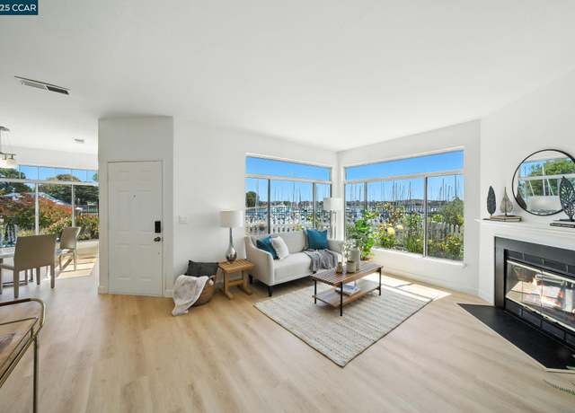 Property at 505 Commodore Dr, Richmond, CA 94804, 2 beds, 2.5 baths