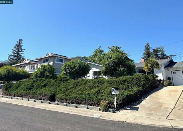 Property at 3709 Sunview Way, Concord, CA 94520, 3 beds, 2 baths