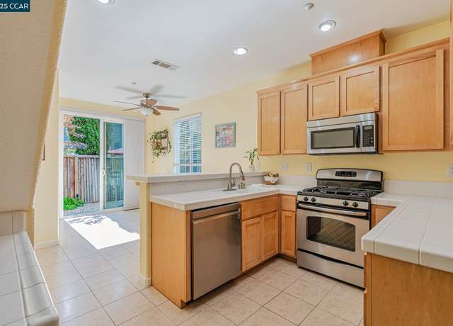 Property at 2 Corvina Ct, American Canyon, CA 94503, 3 beds, 2.5 baths