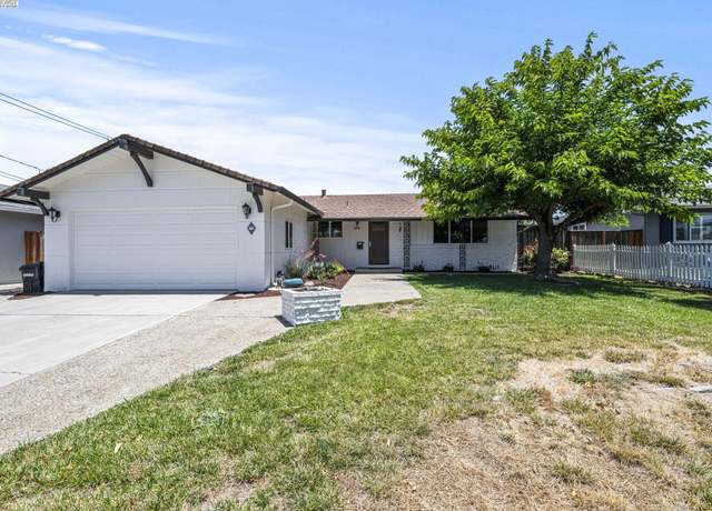 Property at 864 Camelia Dr, Livermore, CA 94550, 3 beds, 2 baths