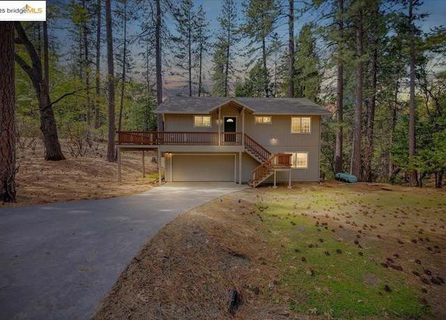 Property at 24030 Hitching Post Rd, Sonora, CA 95370, 3 beds, 2.5 baths