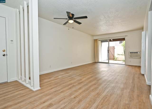Property at 1640 Laguna St Unit B, Concord, CA 94520, 1 bed, 1 bath