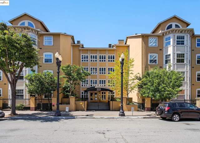 Property at 555 10th St #201, Oakland, CA 94607, 2 beds, 2 baths