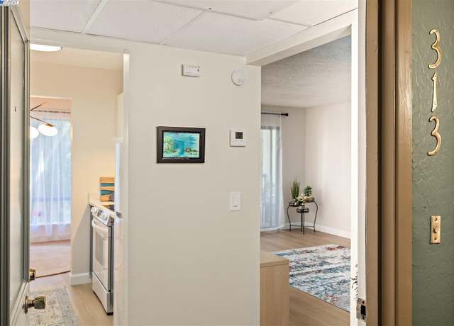 Property at 430 N Civic Dr #313, Walnut Creek, CA 94596, 1 bed, 1 bath