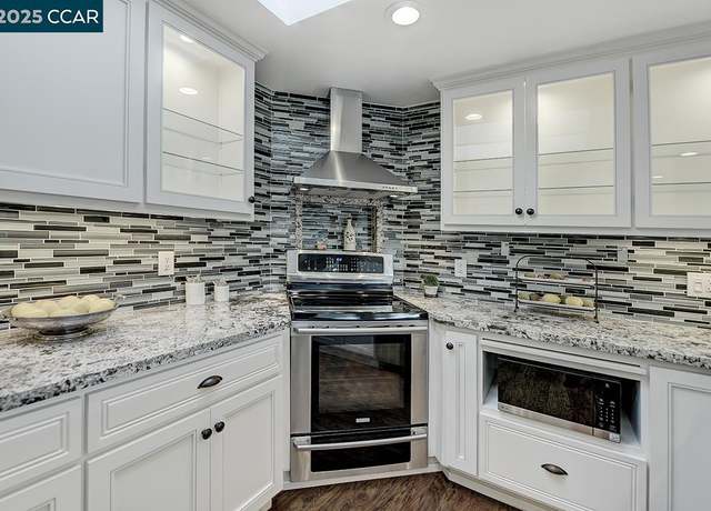Property at 1232 Skycrest Dr #9, Walnut Creek, CA 94595, 2 beds, 1 bath