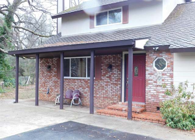 Property at 20100 Chipmunk Rd, Sonora, CA 95370, 4 beds, 2 baths