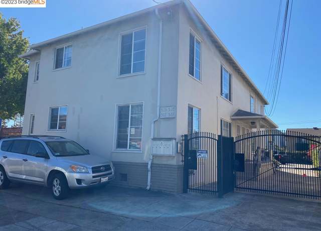 Property at 515 42nd St, Oakland, CA 94609, 4 beds, 4 baths