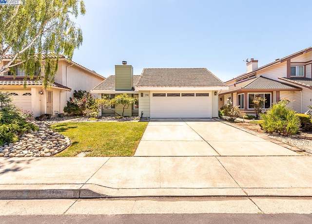 Property at 32996 Soquel St, Union City, CA 94587, 3 beds, 2 baths