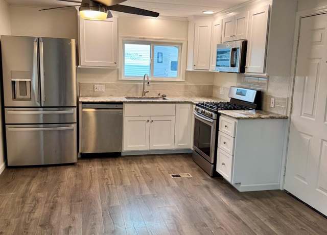 Property at 747 Lewelling Blvd Spc 22, San Leandro, CA 94579, 1 bed, 1 bath