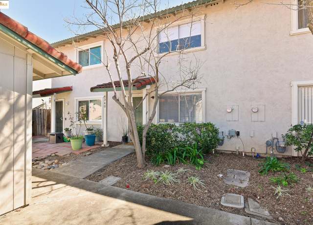 Property at 4340 Saint Charles Pl, Concord, CA 94521, 2 beds, 1.5 baths