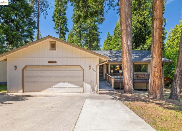 Property at 22832 Confidence Rd, Twain Harte, CA 95383, 3 beds, 2 baths