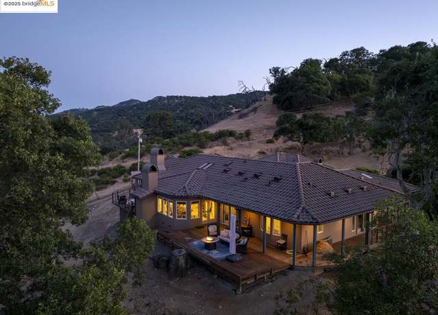 Property at 3165 Wooden Valley Rd, Napa, CA 94558, 4 beds, 5 baths