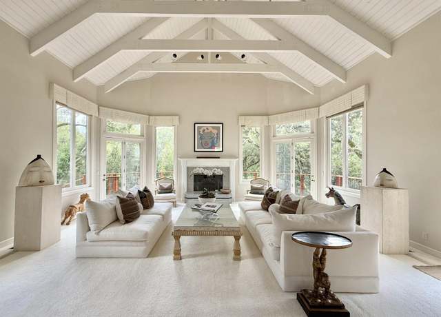 Property at 4 Julianna Ct, Moraga, CA 94556, 4 beds, 4 baths