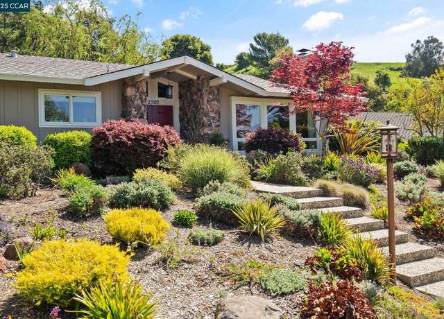Property at 1902 Joseph Dr, Moraga, CA 94556, 4 beds, 2.5 baths