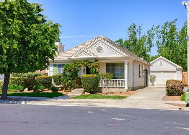 Property at 1069 Claremont Dr, Brentwood, CA 94513, 3 beds, 2 baths