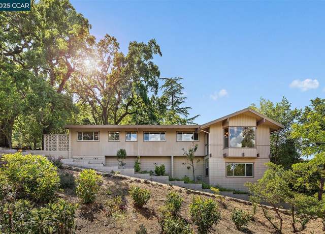Property at 2461 Lunada Ln, Alamo, CA 94507, 4 beds, 2.5 baths