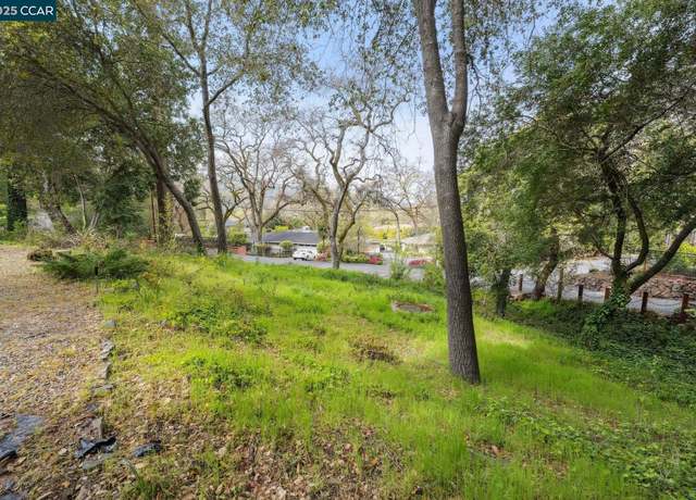 Property at 4 El Sereno, Orinda, CA 94563