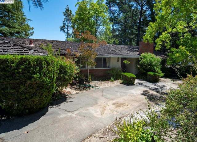 Property at 196 Crest Ave, Alamo, CA 94507, 5 beds, 4 baths