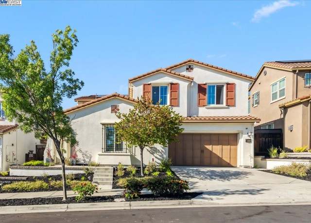 Property at 1797 Porcellano Way, Dublin, CA 94568, 5 beds, 4.5 baths