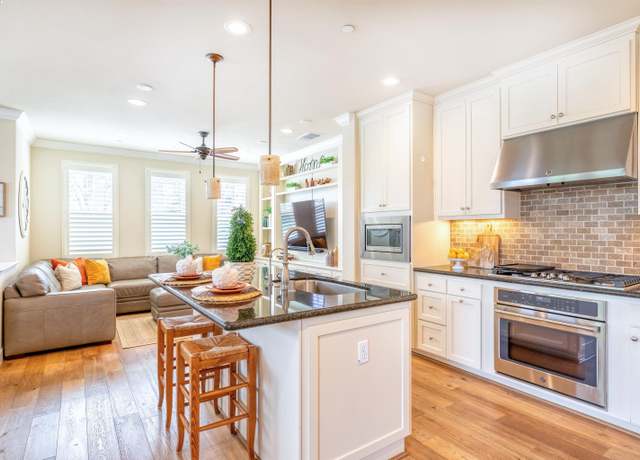 Property at 598 Sandalwood Dr, Livermore, CA 94551, 4 beds, 3 baths