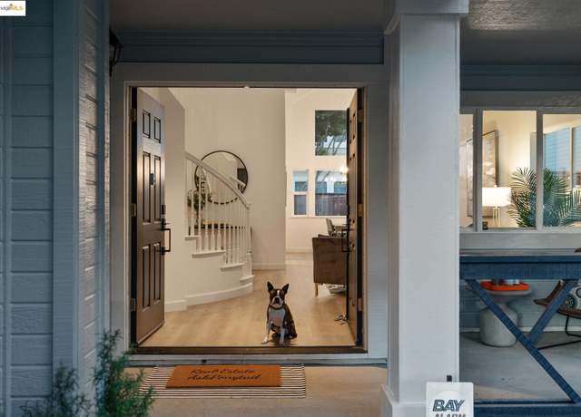 Property at 102 Waterview Dr, Richmond, CA 94804, 3 beds, 2.5 baths