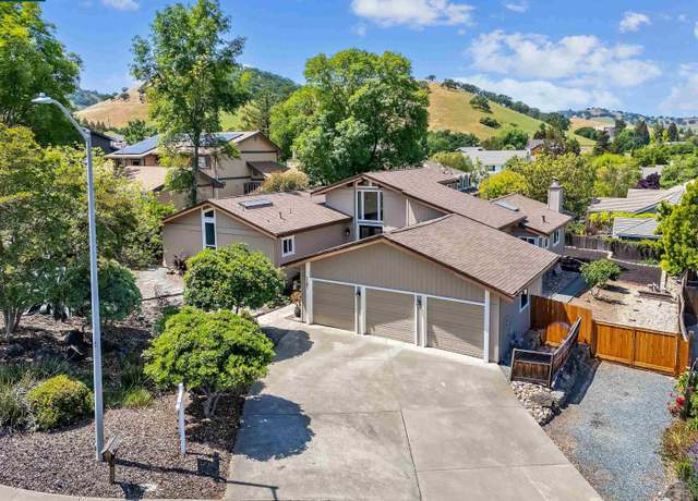 Property at 1181 Blue Lake Way, Concord, CA 94521, 4 beds, 3 baths