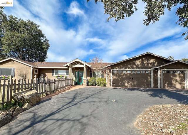 Property at 17130 Monte Grande Dr, Soulsbyville, CA 95372, 3 beds, 3 baths