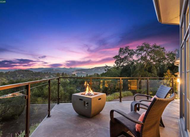 Property at 24 La Campana Rd, Orinda, CA 94563, 4 beds, 3 baths