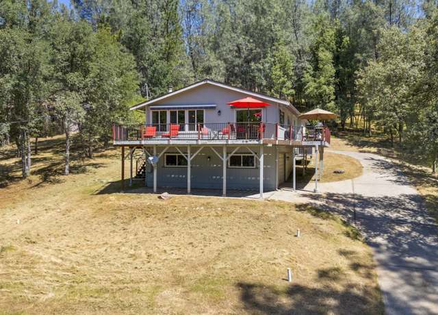 Property at 20810 Crescent Way, Groveland, CA 95321, 3 beds, 2 baths