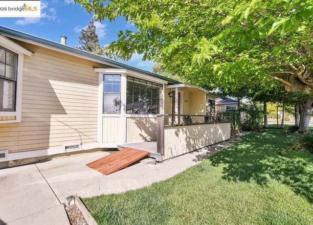 Property at 5071 Bonwell Dr, Concord, CA 94521, 3 beds, 2 baths