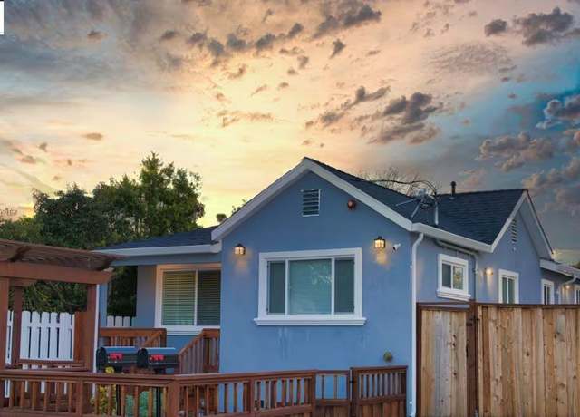 Property at 976 53rd St, Emeryville, CA 94608, 5 beds, 3 baths