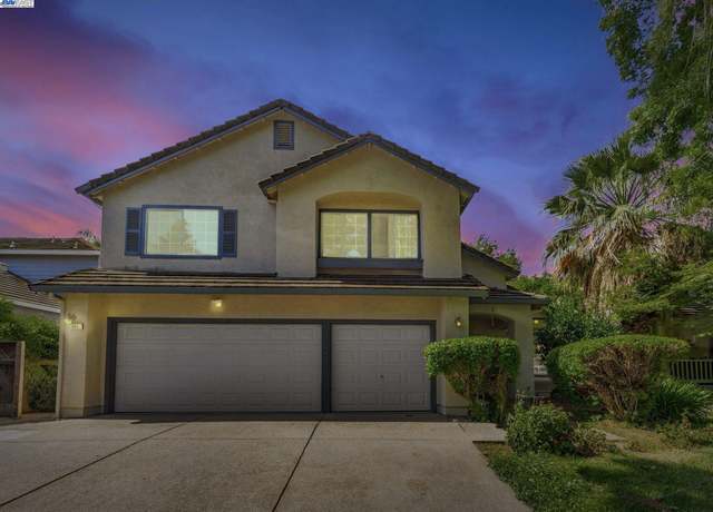 Property at 840 Menay Dr, Tracy, CA 95376, 4 beds, 2.5 baths