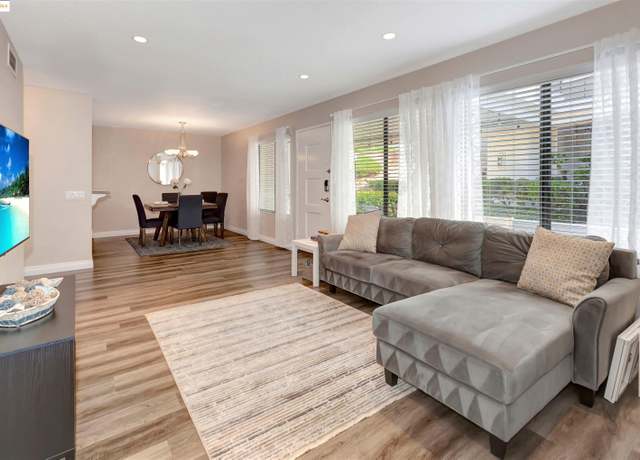 Property at 22192 Rim Pointe Unit 6B, Lake Forest (el Toro), CA 92630, 2 beds, 1 bath