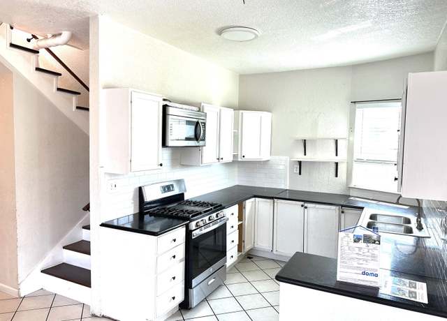 Property at 1610 85th Ave, Oakland, CA 94621, 3 beds, 1 bath